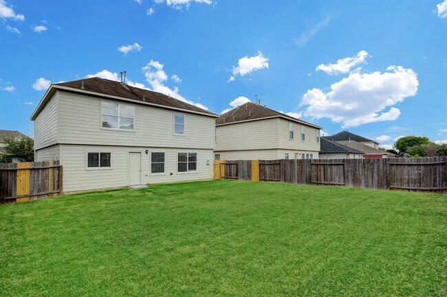 Building Photo - 5014 Mabry Stream Ct