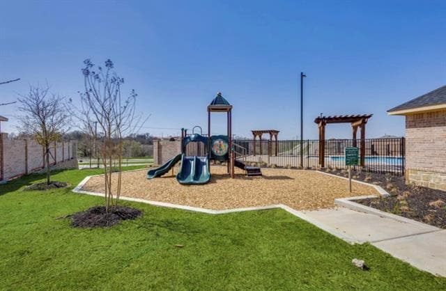 Building Photo - 3925 Limestone Blf Dr