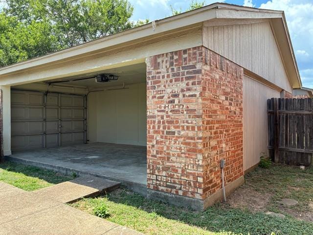 Building Photo - 10252 Maverick Dr