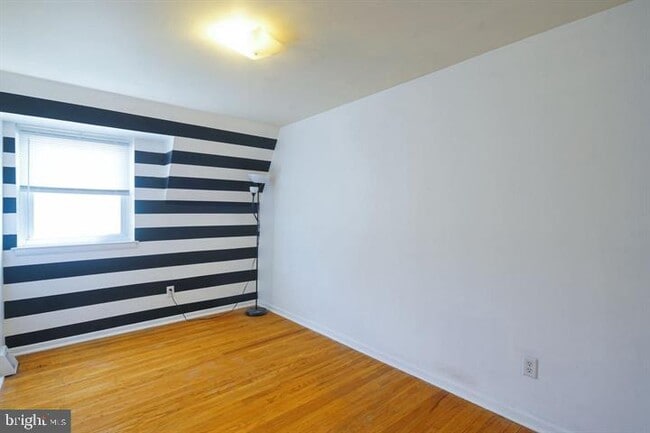 Building Photo - 5428 Vicaris St