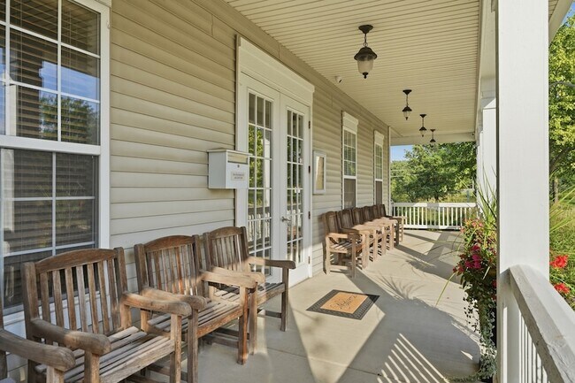 Building Photo - 3133 Falling Waters Ln