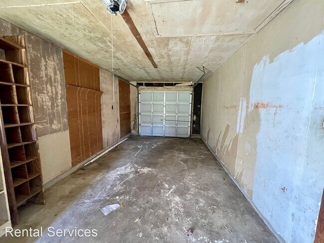 Building Photo - 3 br, 1 bath House - 9315 McLean St