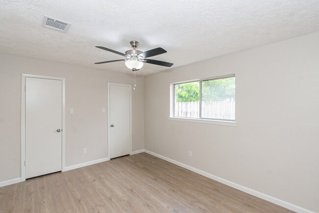 Building Photo - 16911 Bougainvilla Ln
