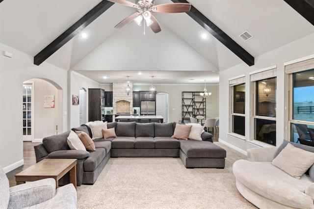 Building Photo - 251 Hlavek Rd