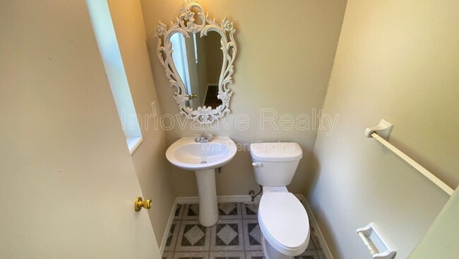 Building Photo - 5624 Pinerock Rd