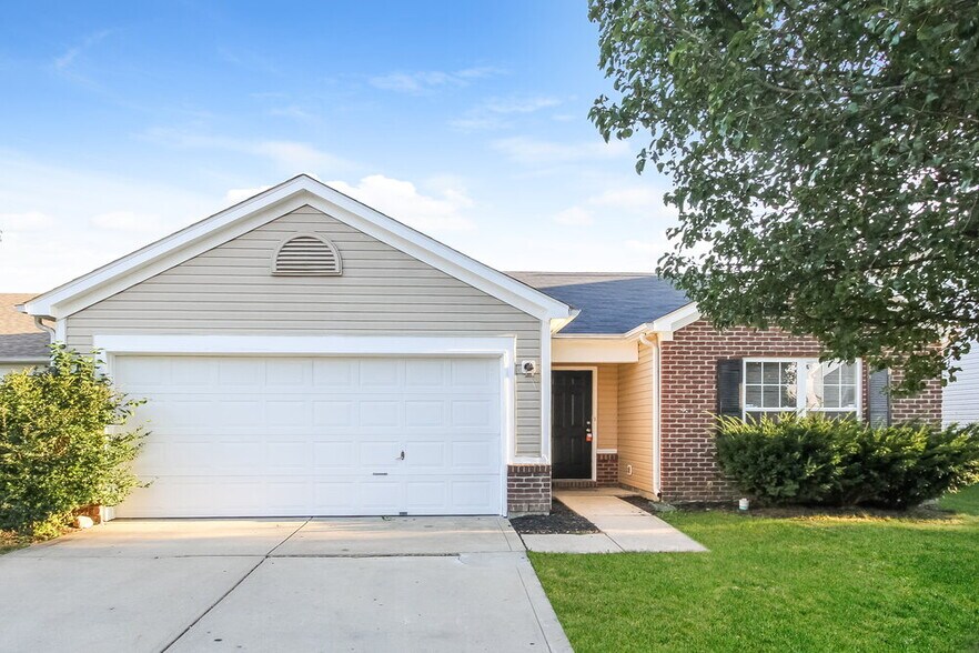 Primary Photo - 10941 Minuteman Ct