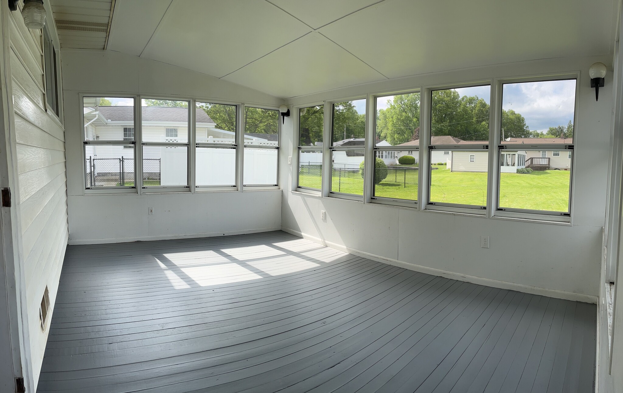 Building Photo - 416 Lemae St
