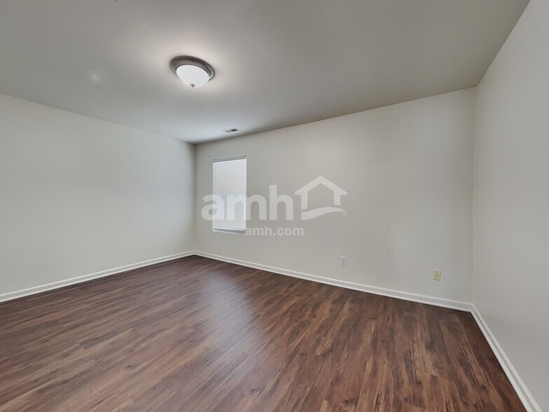 Building Photo - 5149 Liberty Hall Cir