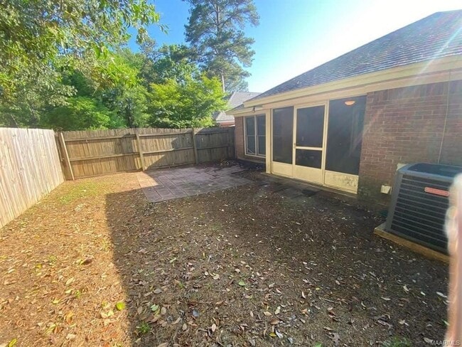 Building Photo - 1404 Prairie Ln