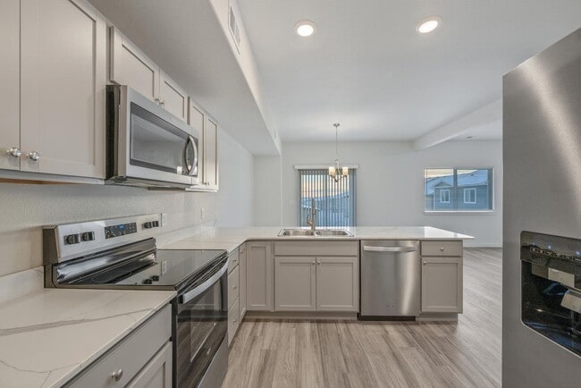 Building Photo - Brand New 2-Story Townhome