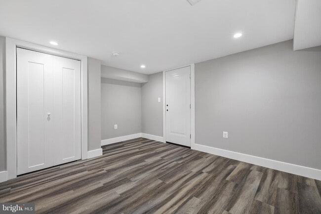 Building Photo - 1235 W Lafayette Ave