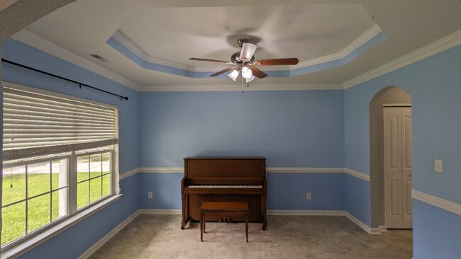 Building Photo - 418 Munden Ave