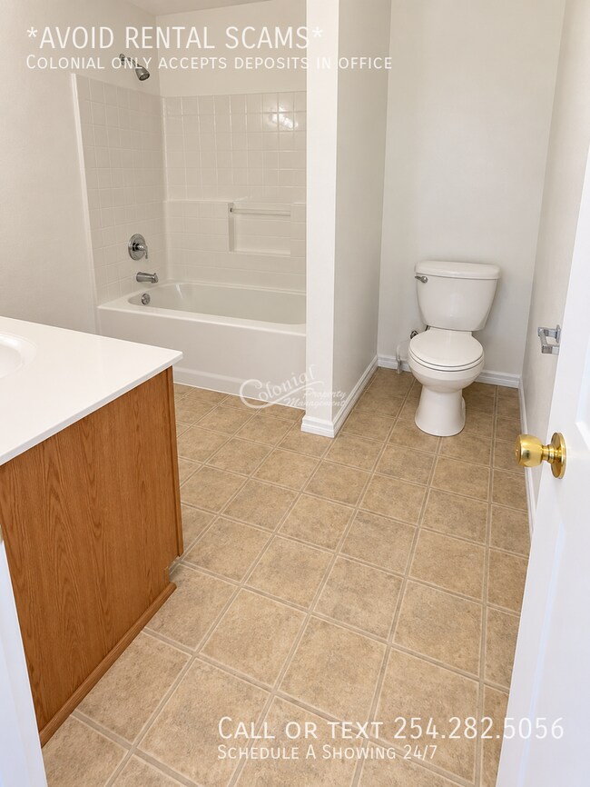 Building Photo - 5207 Holster Dr