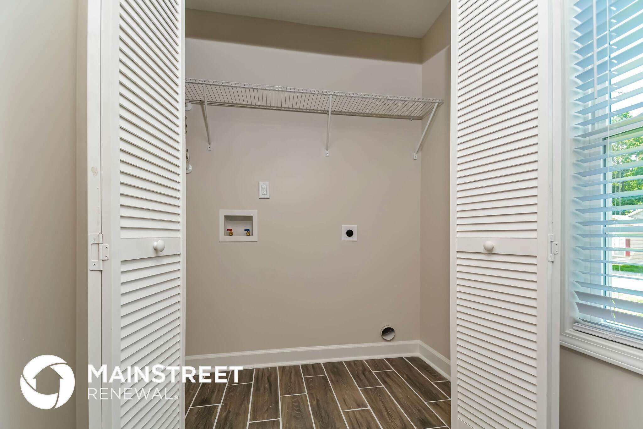 Building Photo - 411 Feldspar Way