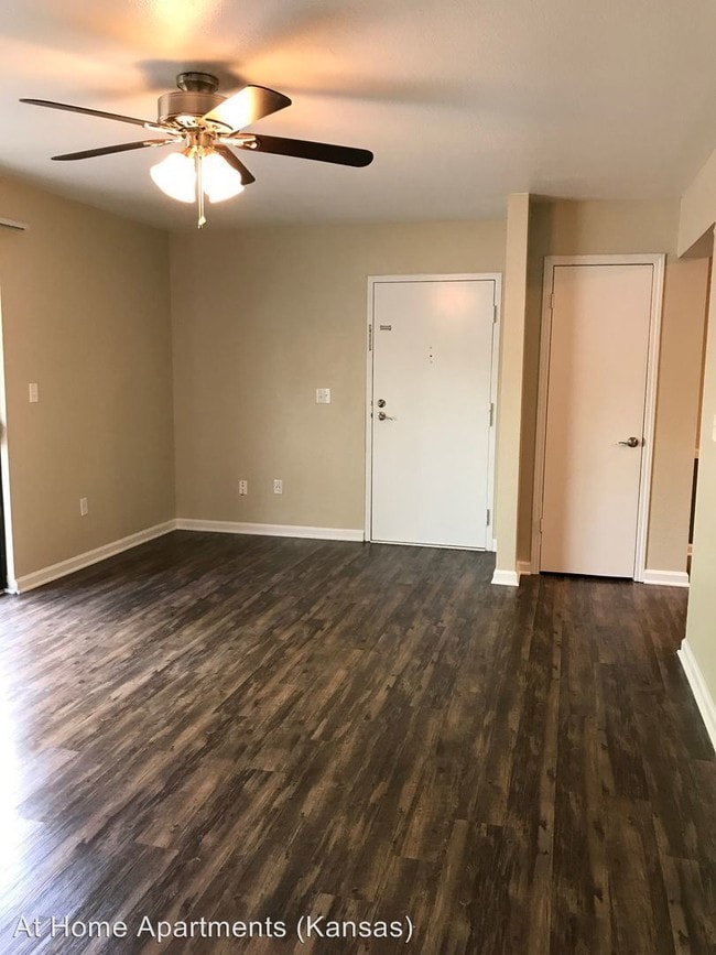 Building Photo - 7620 Shawnee Mission Pkwy