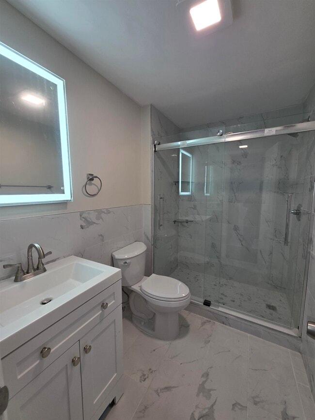 Building Photo - 26 W 20th St