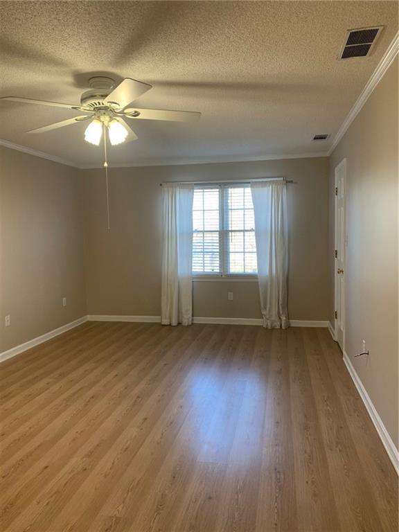 Building Photo - 240 W Huntington Rd