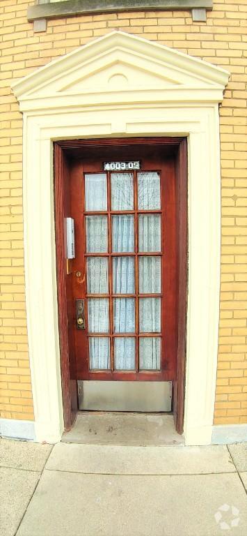 Building Photo - 1 bedroom in CHICAGO IL 60641