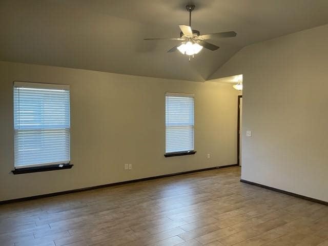 Building Photo - 616 Marlin Ct