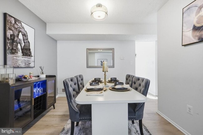 Building Photo - 1013 Copperfield Ct