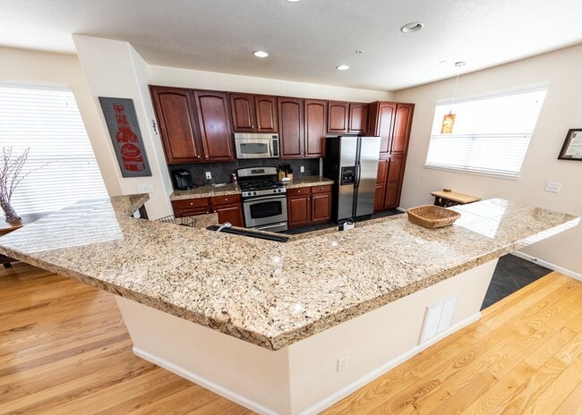 Building Photo - Downtown 3 Bedroom Townhome with 2 Car Garage