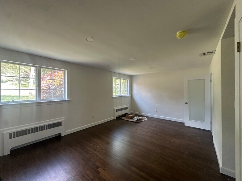 Building Photo - 446 Dudley Rd