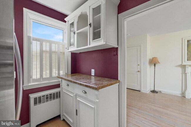 Building Photo - 5708 Rockspring Rd