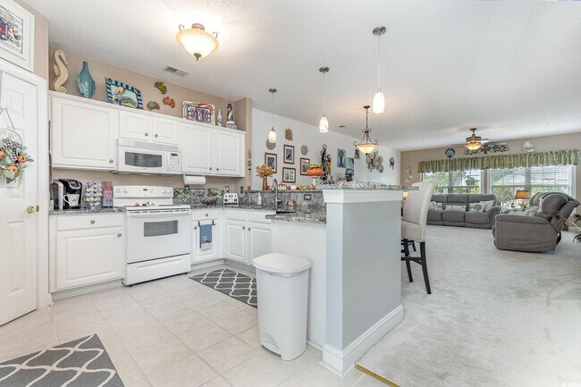 Building Photo - 5056 Glenbrook Dr