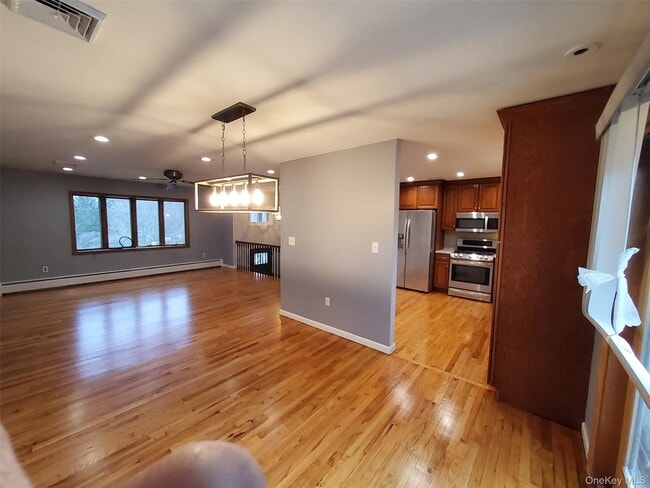 Building Photo - 8 O Sullivan Ln