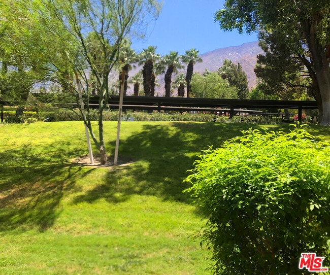 Building Photo - 2800 N Los Felices Rd