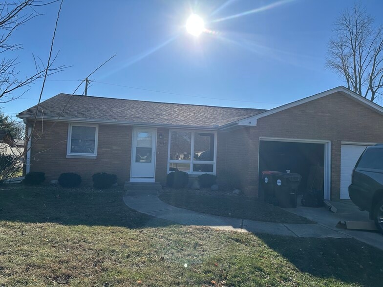 Building Photo - 203 Ridge St