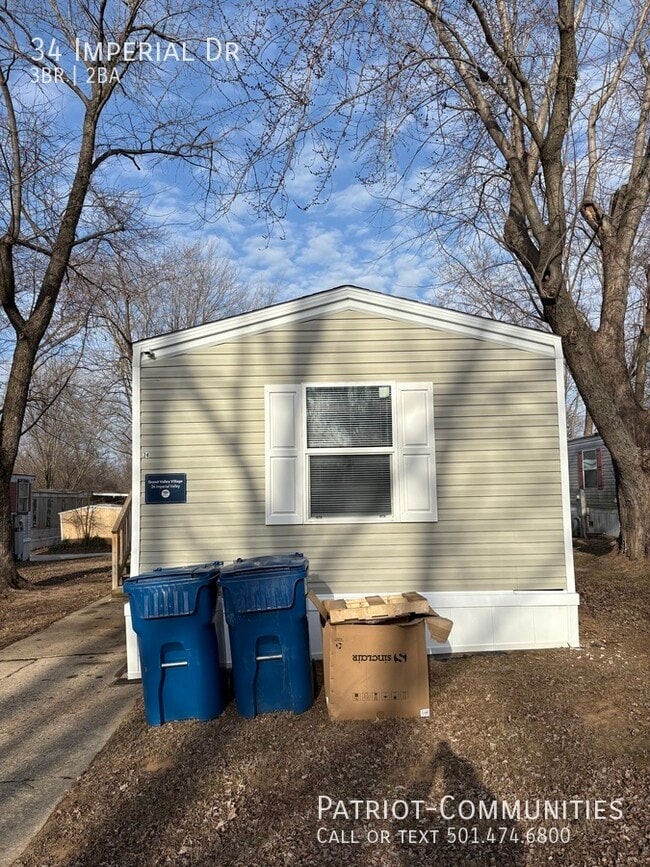 Building Photo - 34 Imperial Dr