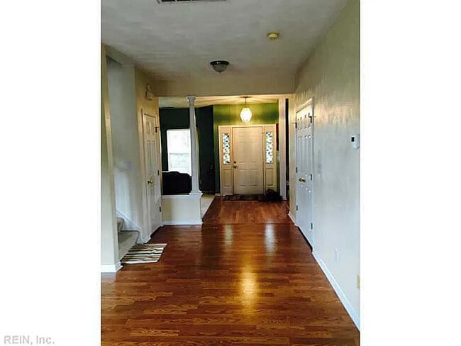 Building Photo - 2437 Annie Cir