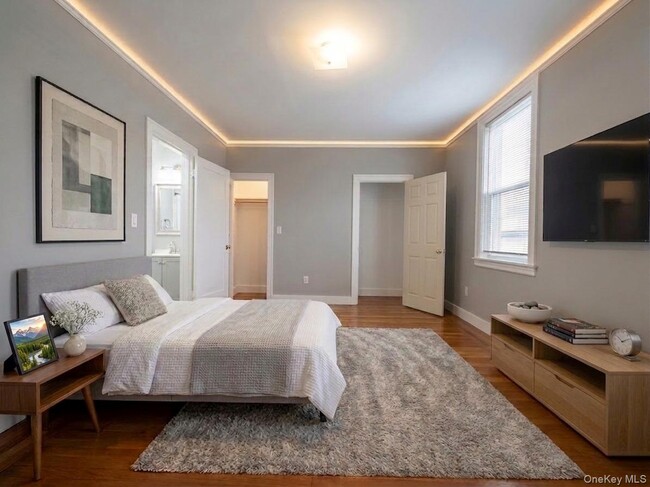 Building Photo - 4451 Matilda Ave