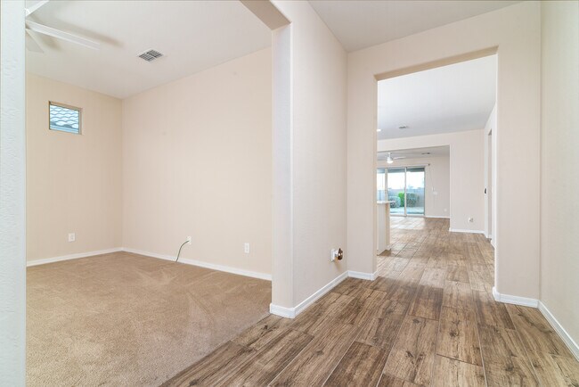 Building Photo - 22912 E Marsh Rd