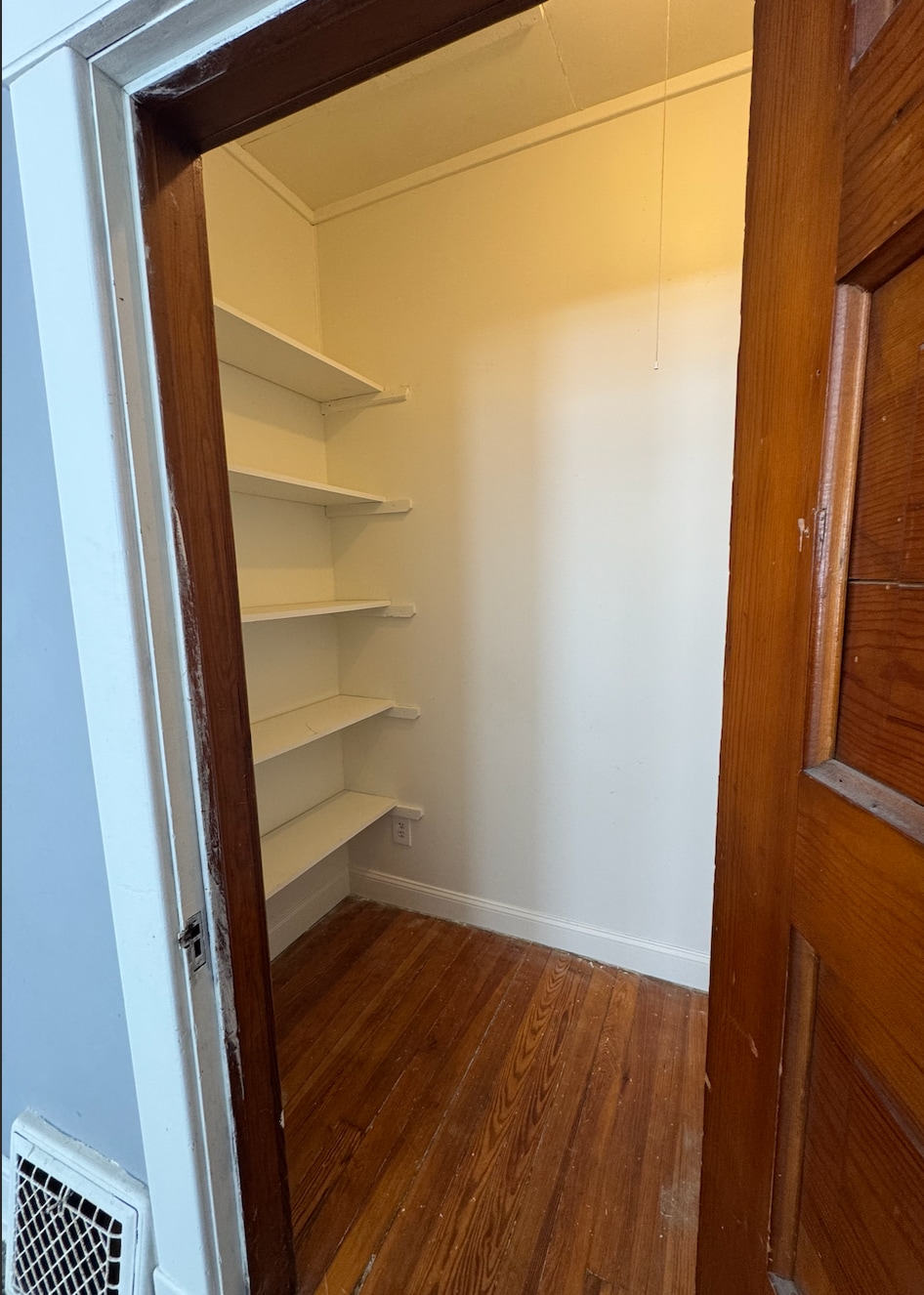 Storage - 2806 Felix St