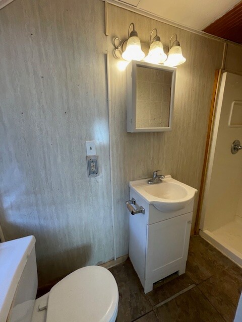 Building Photo - 300 Sortwell St