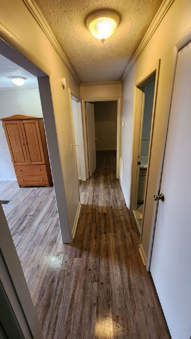 Building Photo - Monthly Paid Rent