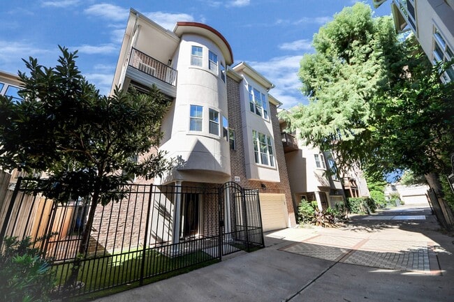 Building Photo - 5317 Feagan St