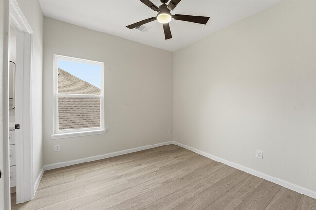 Building Photo - 4354 Clover St
