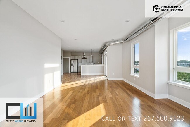 Building Photo - 3202 Capri Dr
