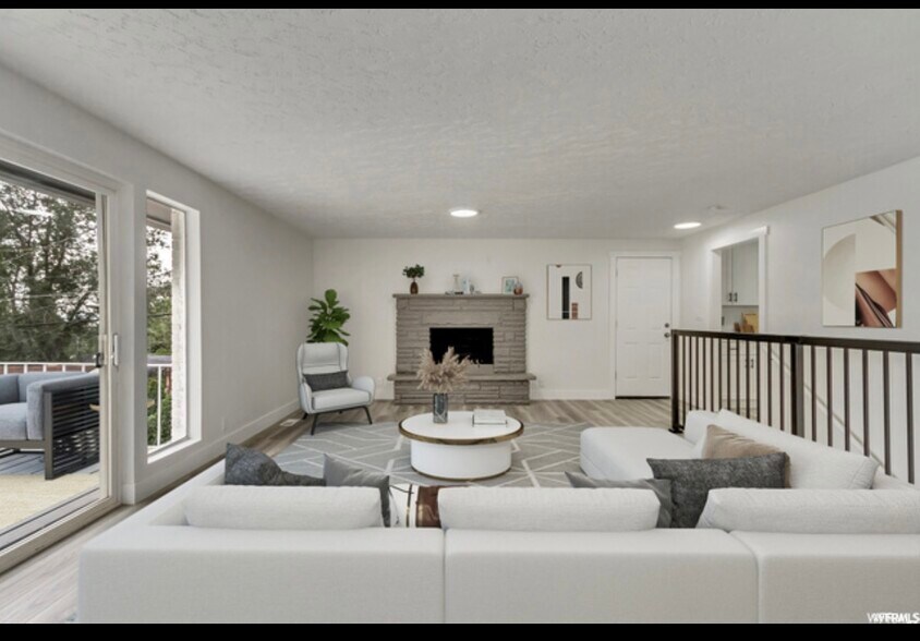 Building Photo - 1571 7th St