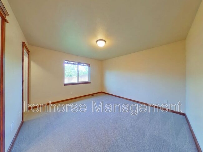 Building Photo - 103 Covey Ct