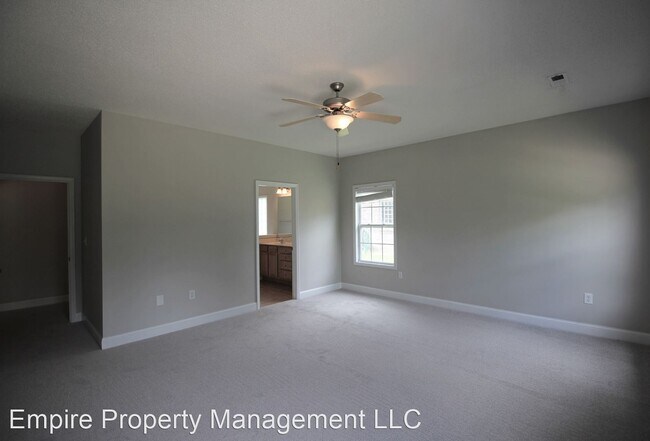 Building Photo - 5013 Patriot Park Dr SE