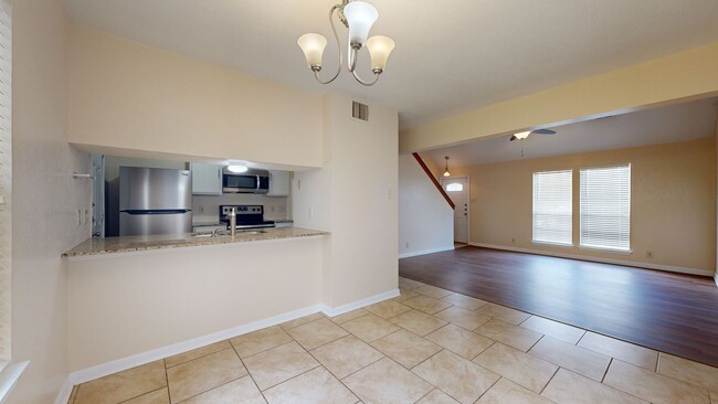 Building Photo - ONLY $1395 PLUS FREE FEBRUARY RENT!!!!