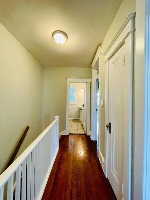Building Photo - 341 Bryant St NE