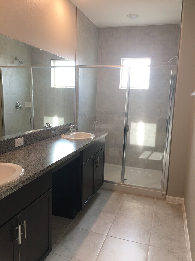 Building Photo - 8069 Rolling Shell Trail