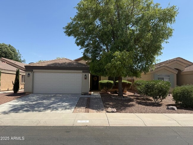 Primary Photo - 11761 W Dos Rios Dr