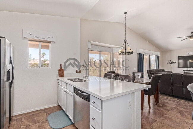 Building Photo - 1797 E Lindrick Dr