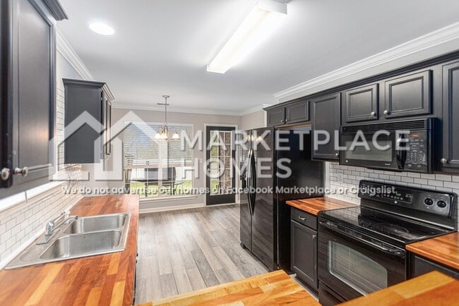 Building Photo - 2115 Willow Glenn Dr